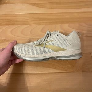 Brooks Bedlam Running Shoes